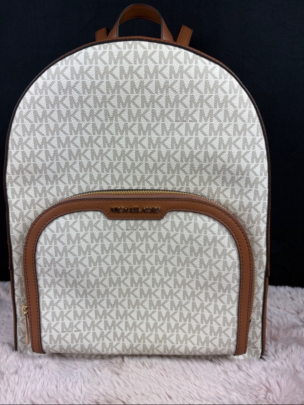 Michael Kors Jaycee Logo-Print Zip Pocket Backpack – Vanilla